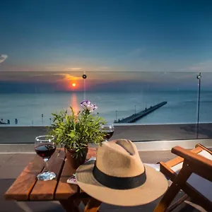 Vento Di Mare Appartement Peraía